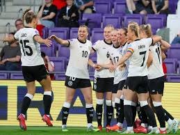 [NBA-湖人] 雷迪克：湖人近六场打得很拼 想变强需要更多优质轮换